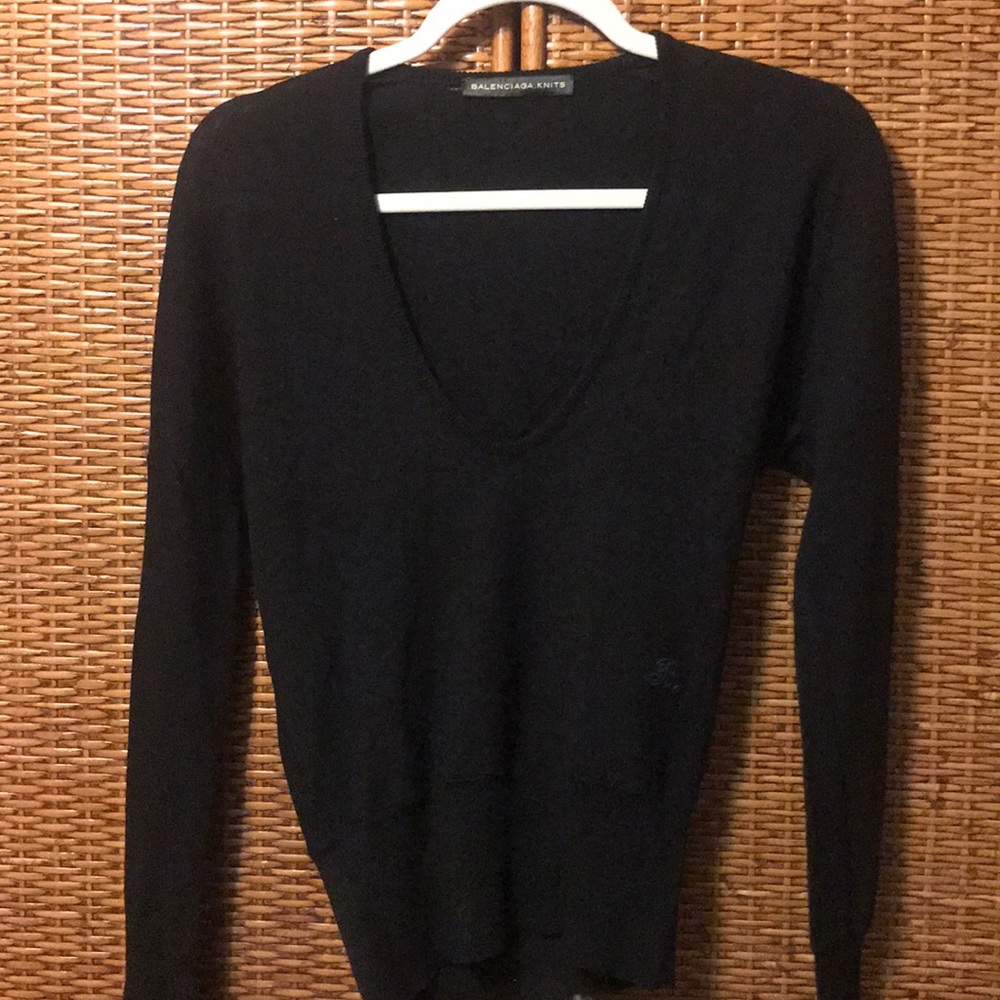 Stunning Balenciaga black wool V-neck sweater sz S
